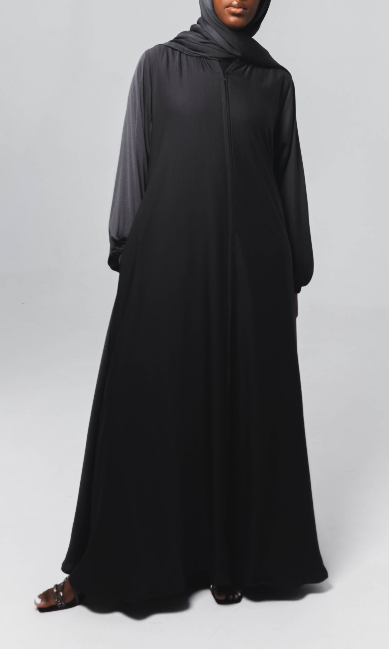 Rajaa - Grey