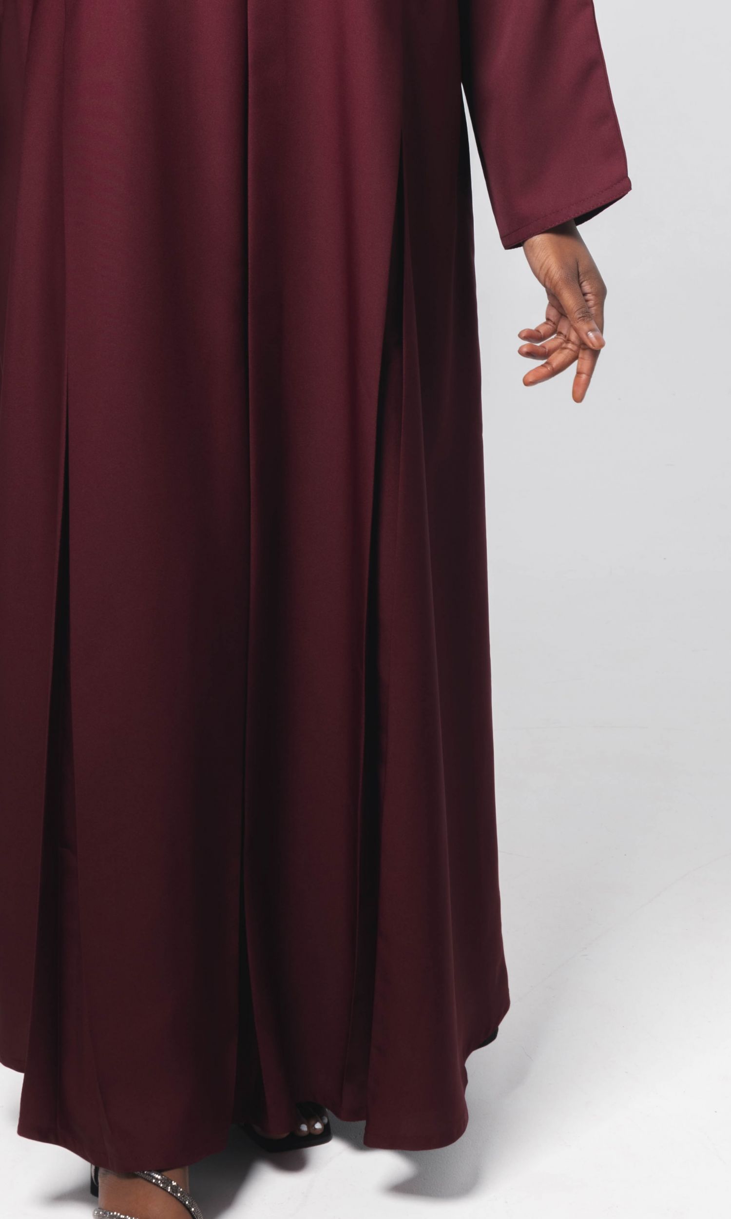 Pleats Abaya