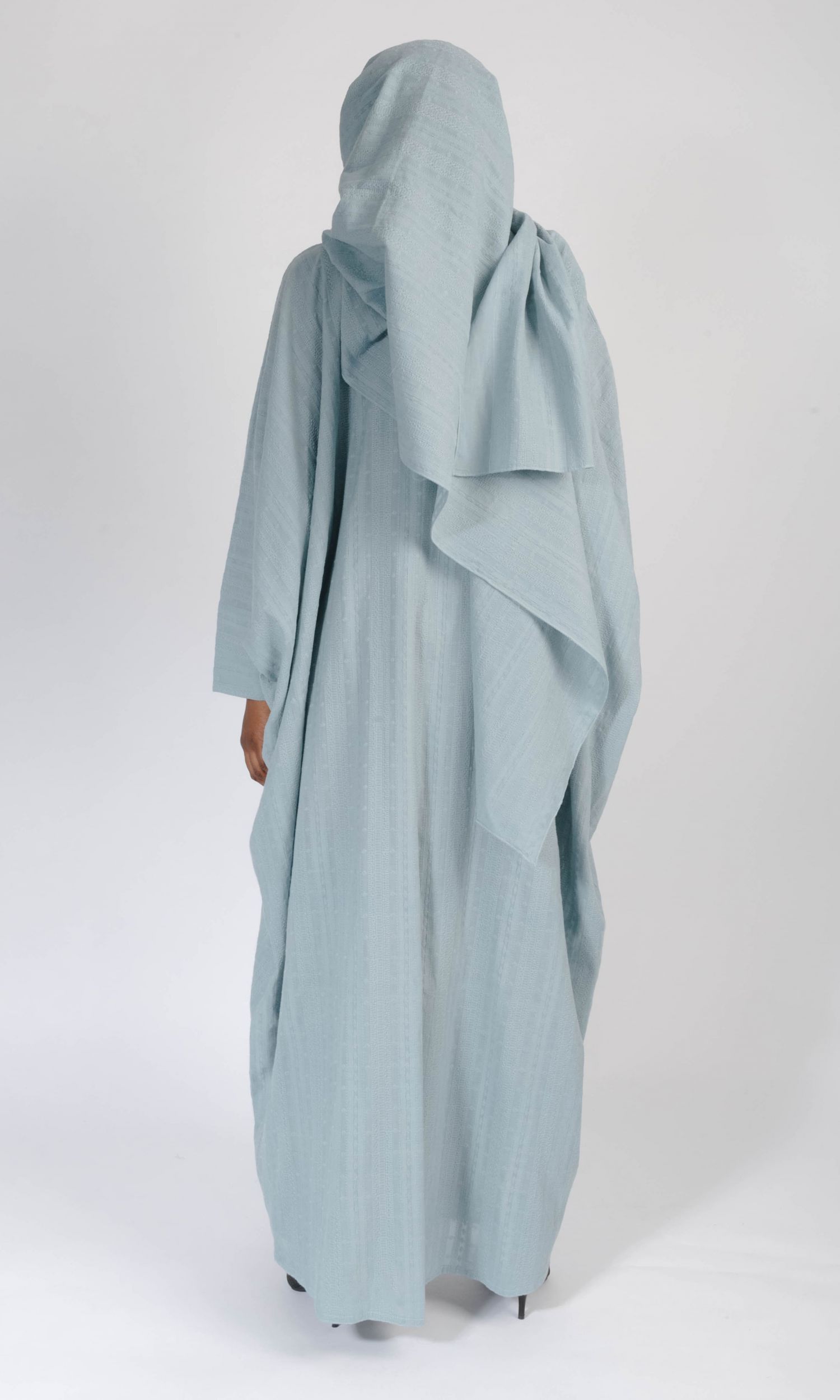 Cotton Bisht