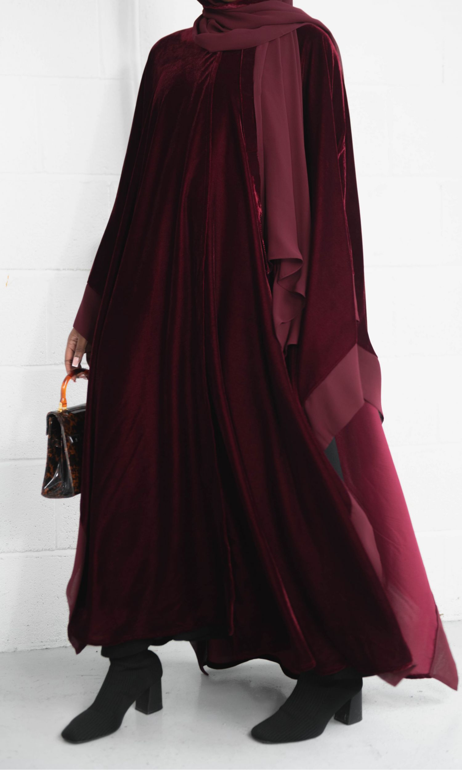 Velvet Cape - Burgundy Rose