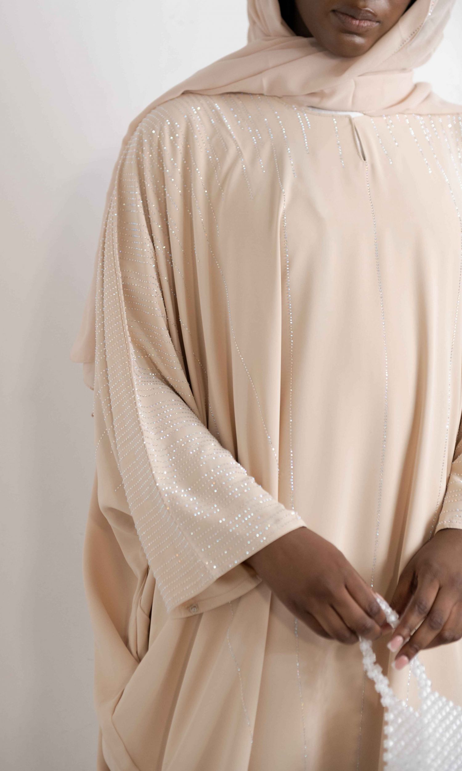 Binta - Glistening Cream