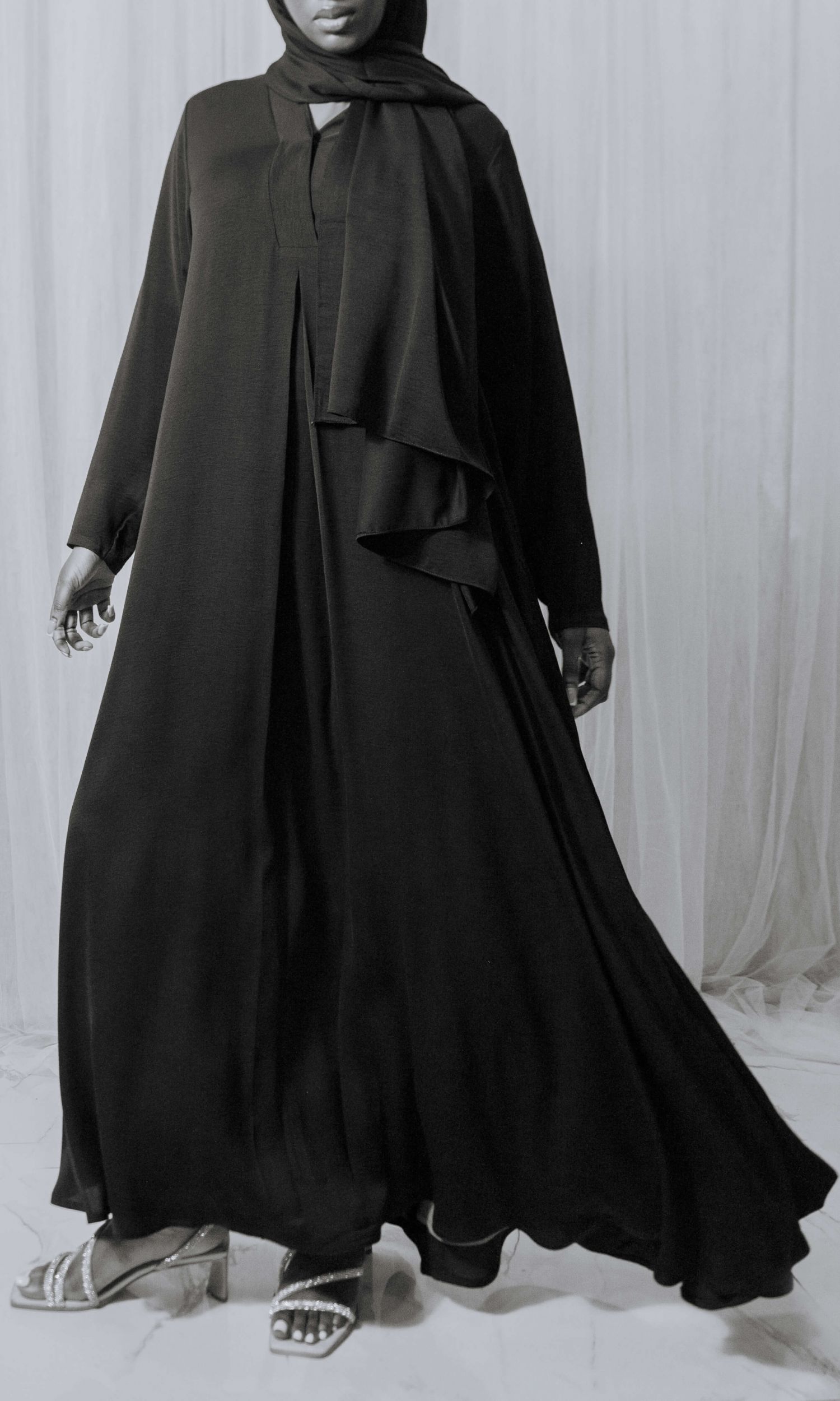 Najaa - Black